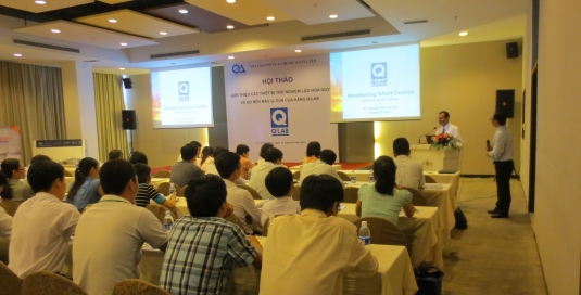 Nguyễn Quỳnh Anh tổ chức hội thảo giới thiệu các thiết bị thử nghiệm nhanh thời tiết của hãng của Q-Lab tại TpHCM